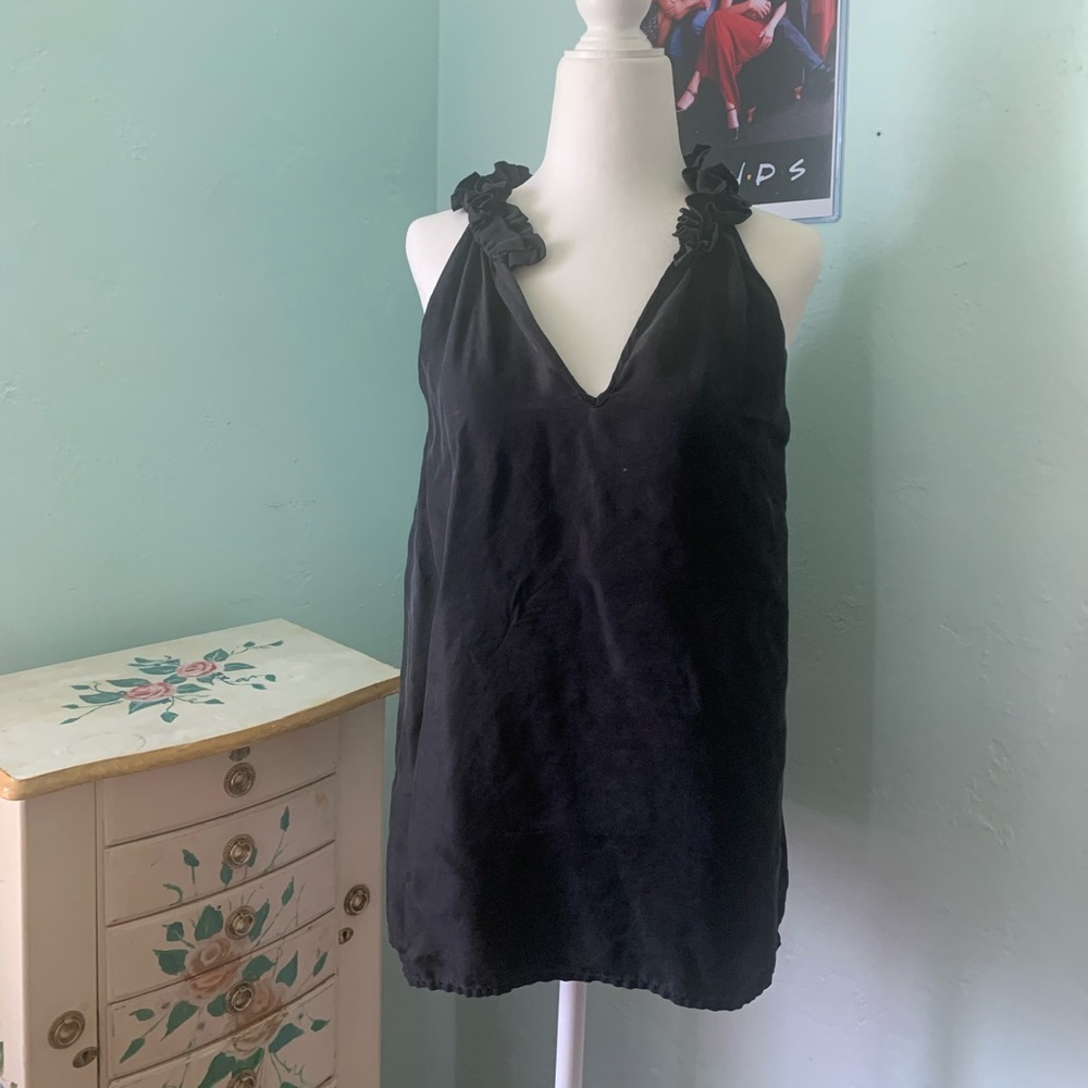 Classy Collared Top - Picture 2 of 4
